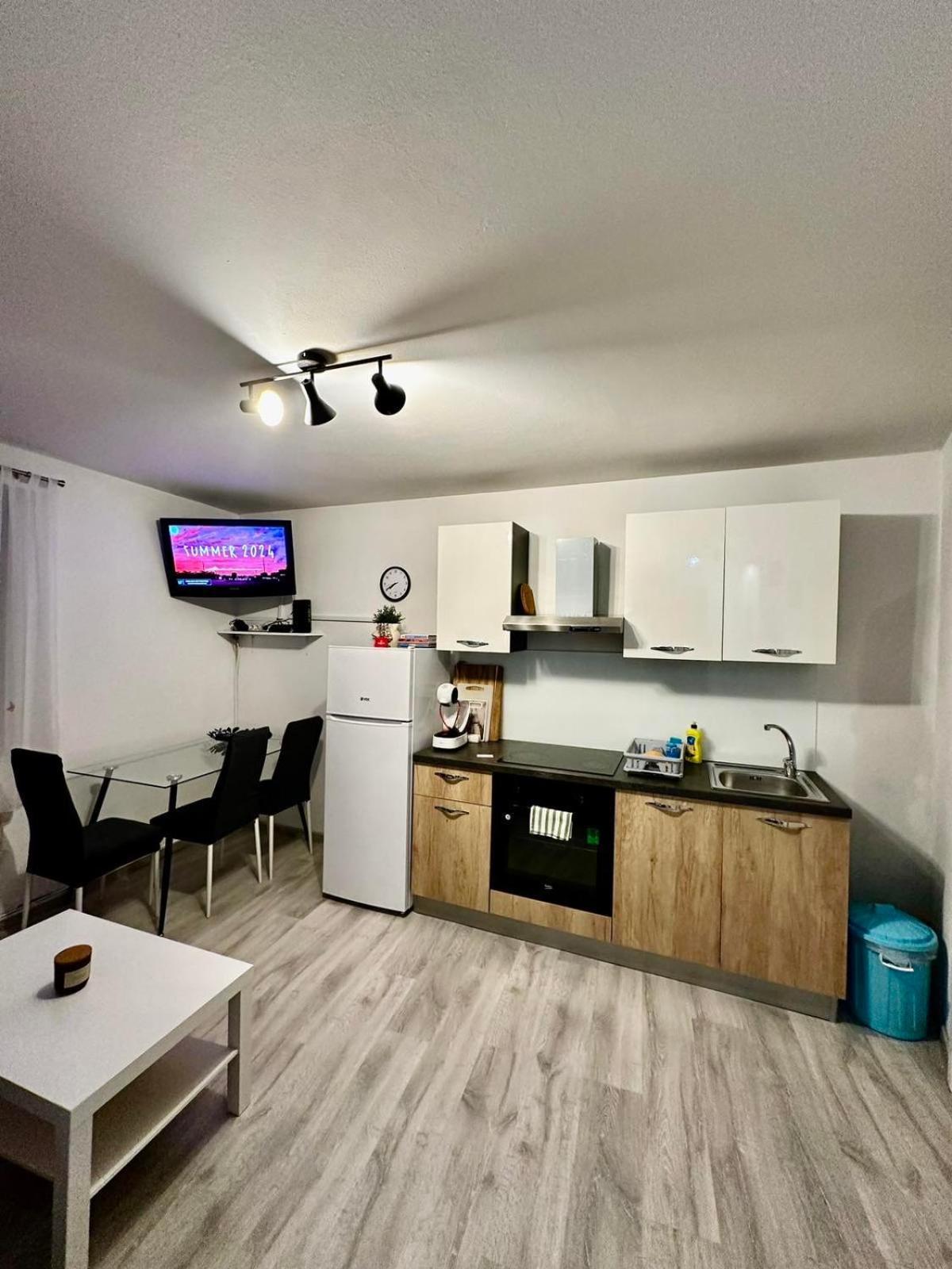 Apartma Jugo Koper Exterior foto